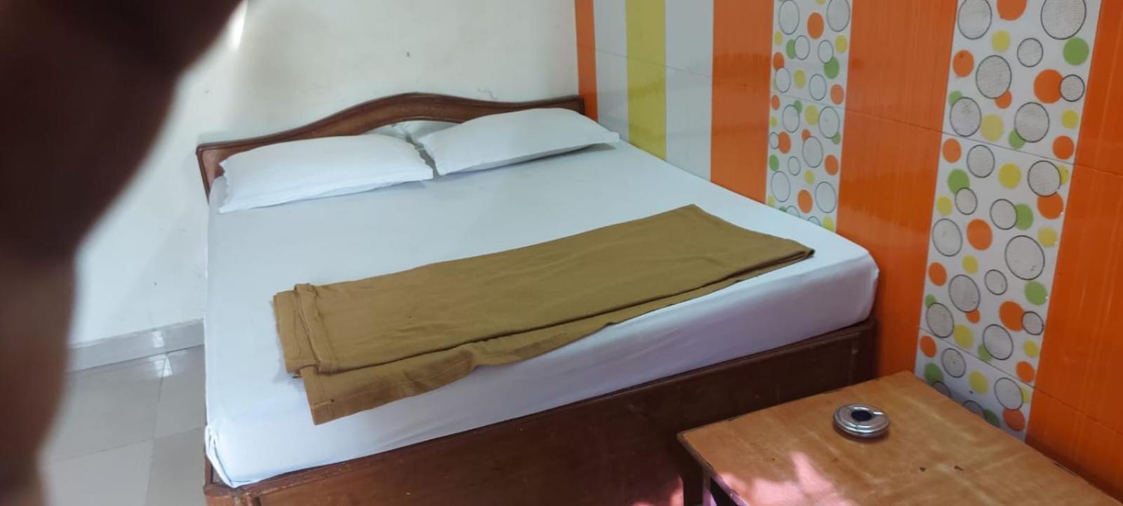 Glitz Hotels Sai Guest House - Nr Inorbit Mall Vashi นาวีมุมไบ ภายนอก รูปภาพ