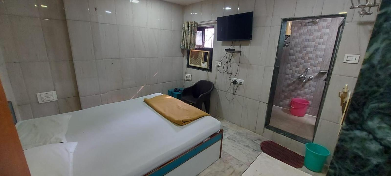 Glitz Hotels Sai Guest House - Nr Inorbit Mall Vashi นาวีมุมไบ ภายนอก รูปภาพ